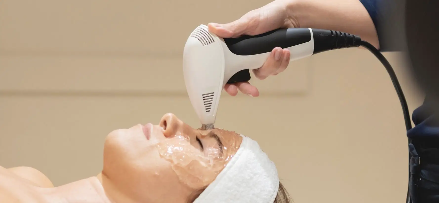 Viora Facial Plus