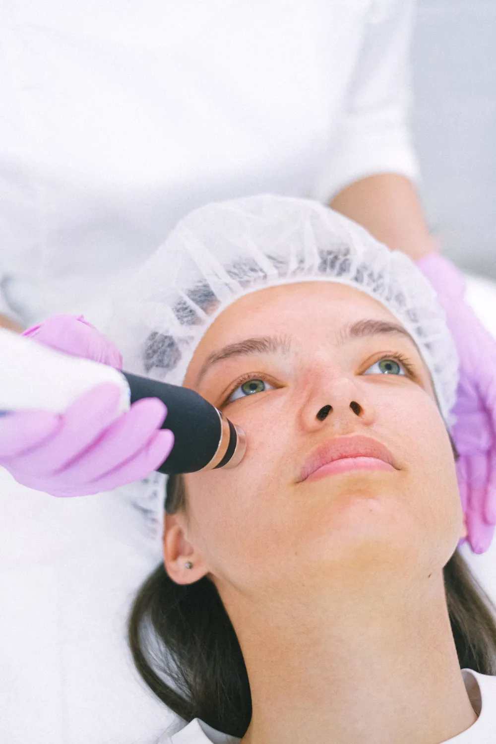 Reafirmación facial global